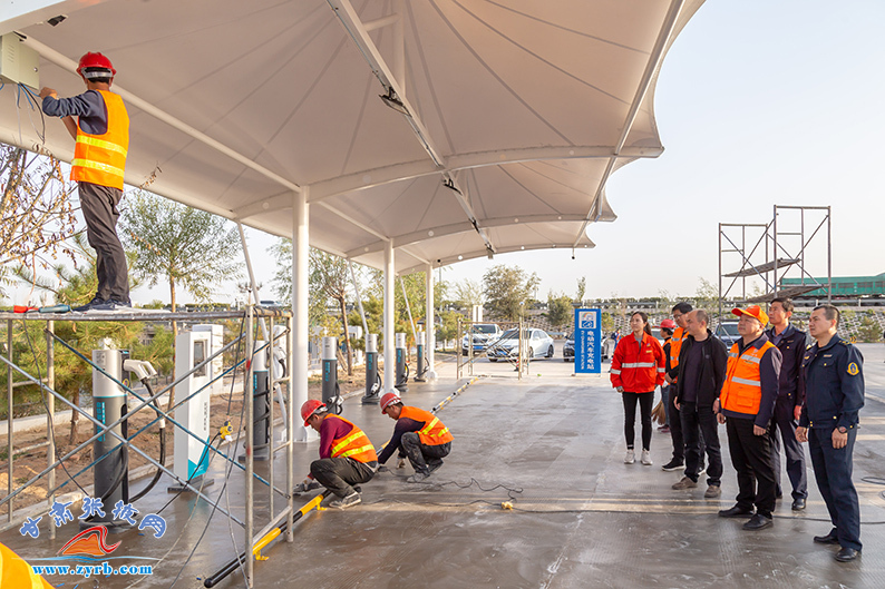 张掖首座高速服务区新能源汽车充电站主体完工