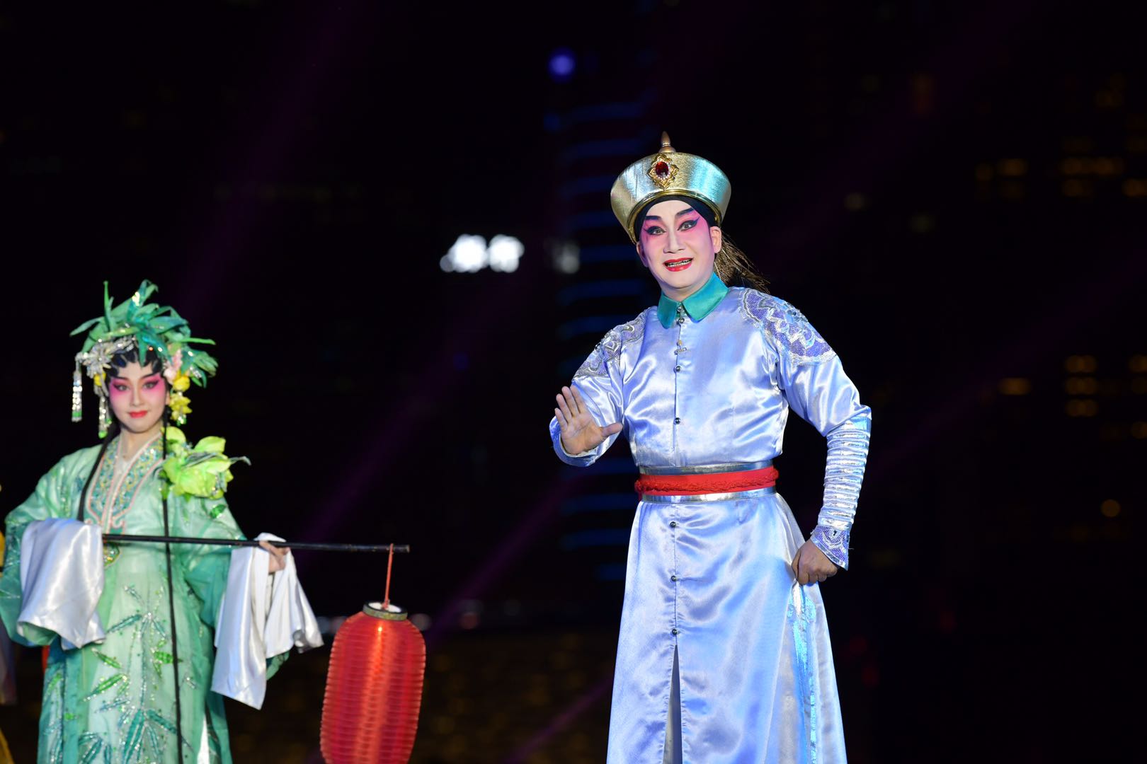 名家周末大舞台来了粤剧名家黎骏声唱响广州塔