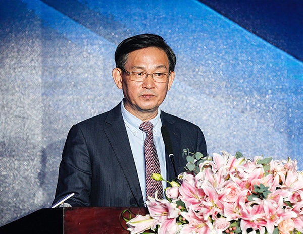 中共长春市委副书记、长春市人民政府市长张志军在会上讲话。