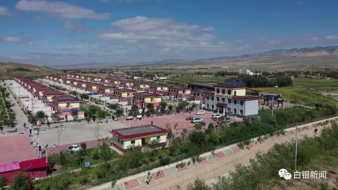 从山沟沟到小洋楼 易地扶贫搬迁解锁“幸福密码”