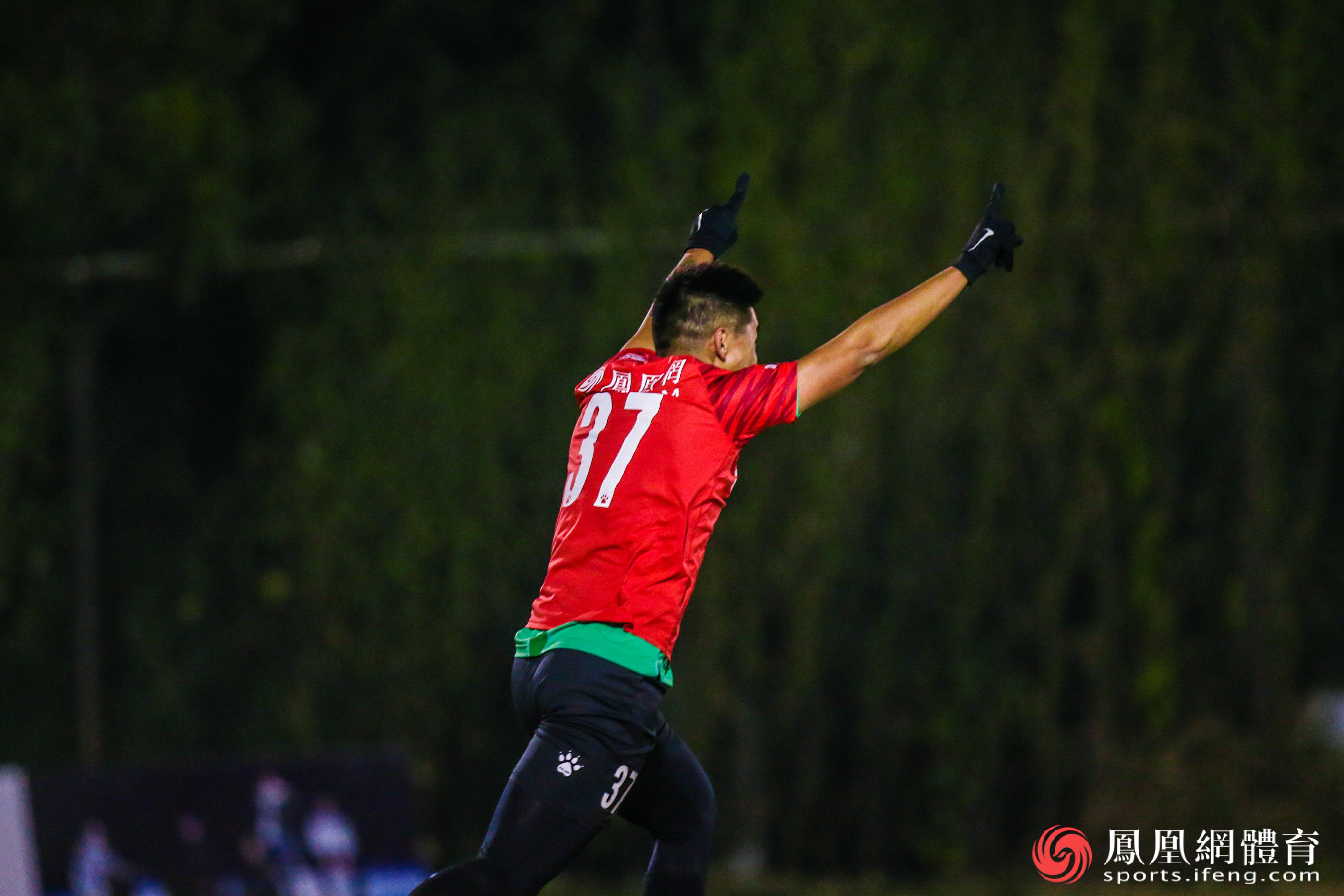 网络杯凤凰网2-0淘汰小米 闯入决赛冲击第8冠
