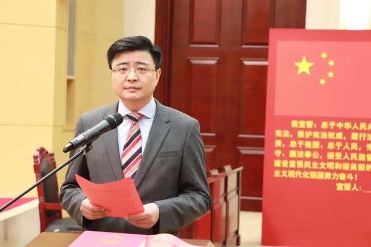 勇担宁波对口帮扶重任，何国强荣获全国脱贫攻坚奖贡献奖