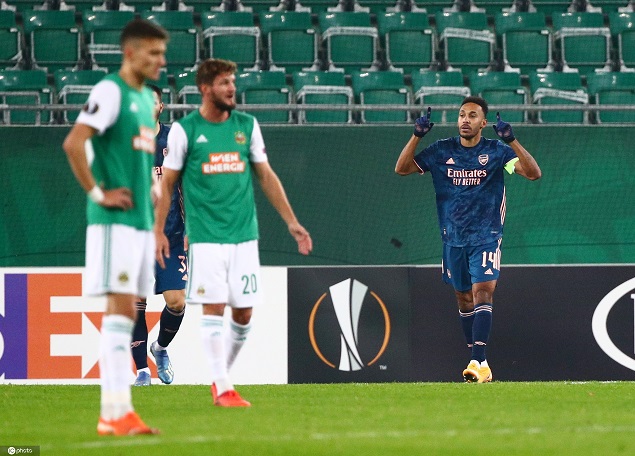 欧联:莱诺送礼奥巴梅扬制胜球,阿森纳客场2-1逆转维也纳