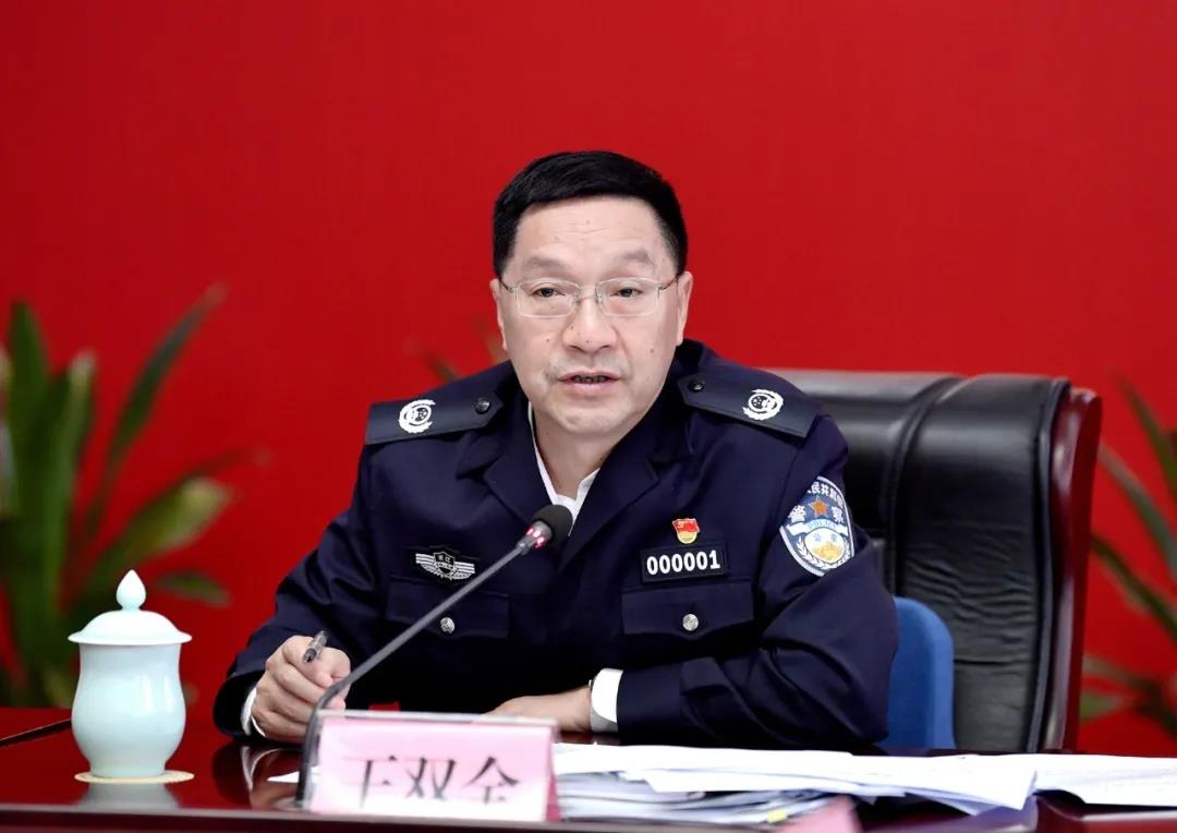 浙江省公安厅努力当好建设重要窗口的排头兵