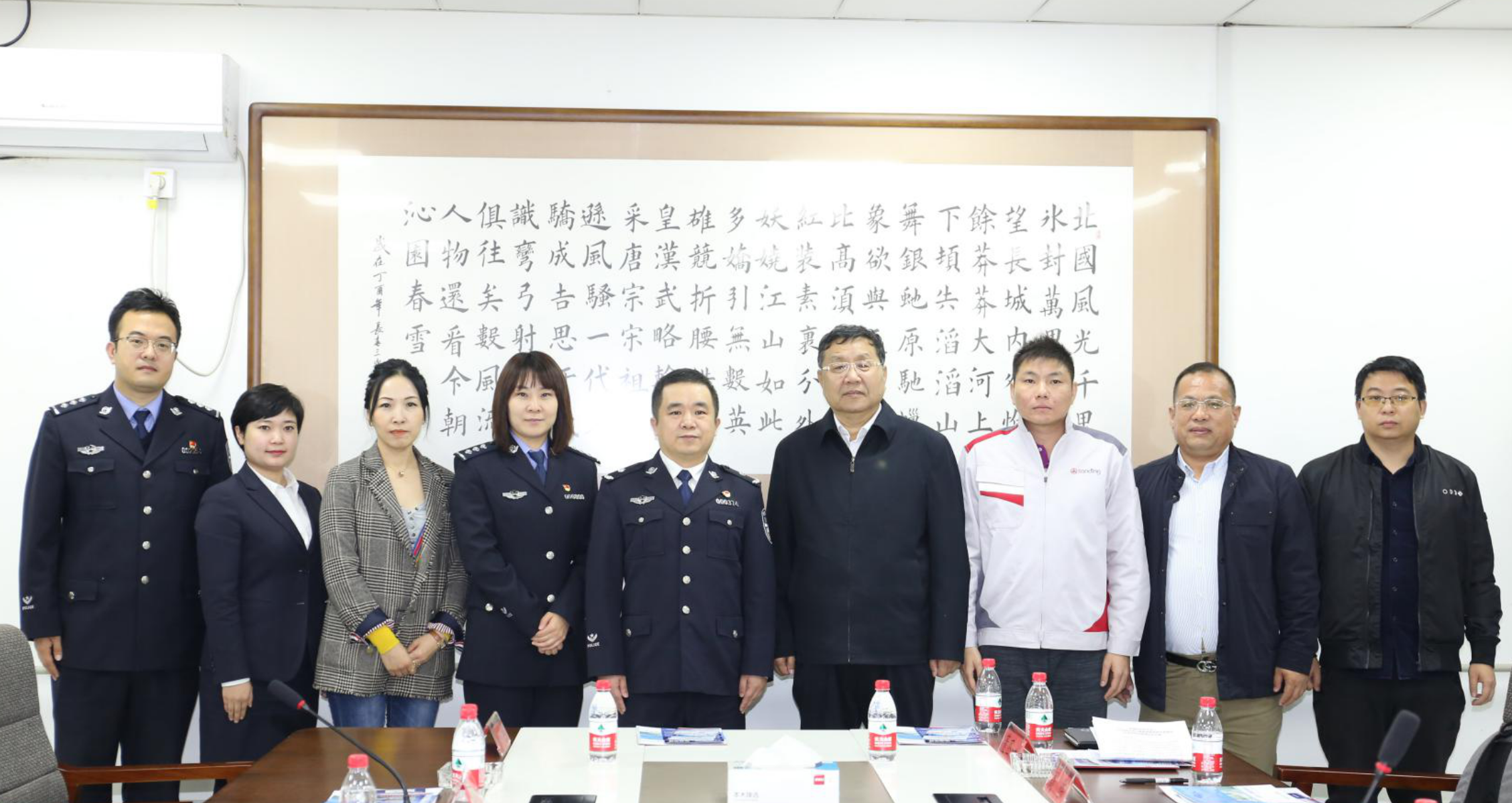 揭秘跨境赌博“套路”，反赌知识进企业！ 公安部打击治理跨境赌博系列直播活动吉林专场在长举行
