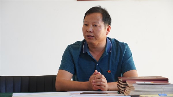 永城市委宣传部驻李寨镇支庄村第一书记蒿峰