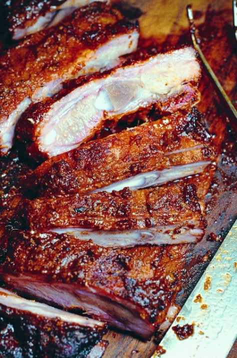 tfg烟熏牛胸肉(精选8-10kg牛前胸肉,自制腌料配方,经过16小时熏制而成