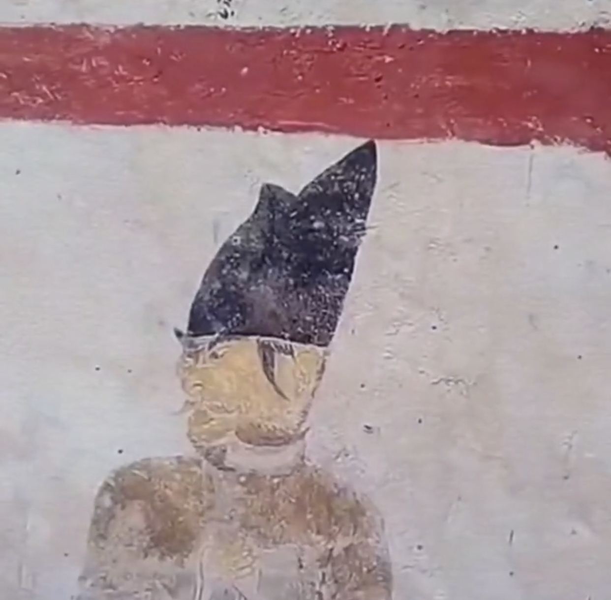 网传晚唐砖室墓中男性画像