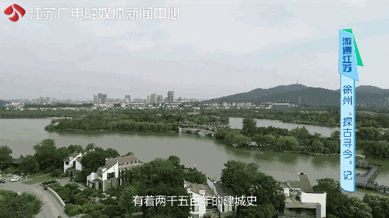0347AC2E20F497ED954073434C6014B2343389F8_w560_h314.gif