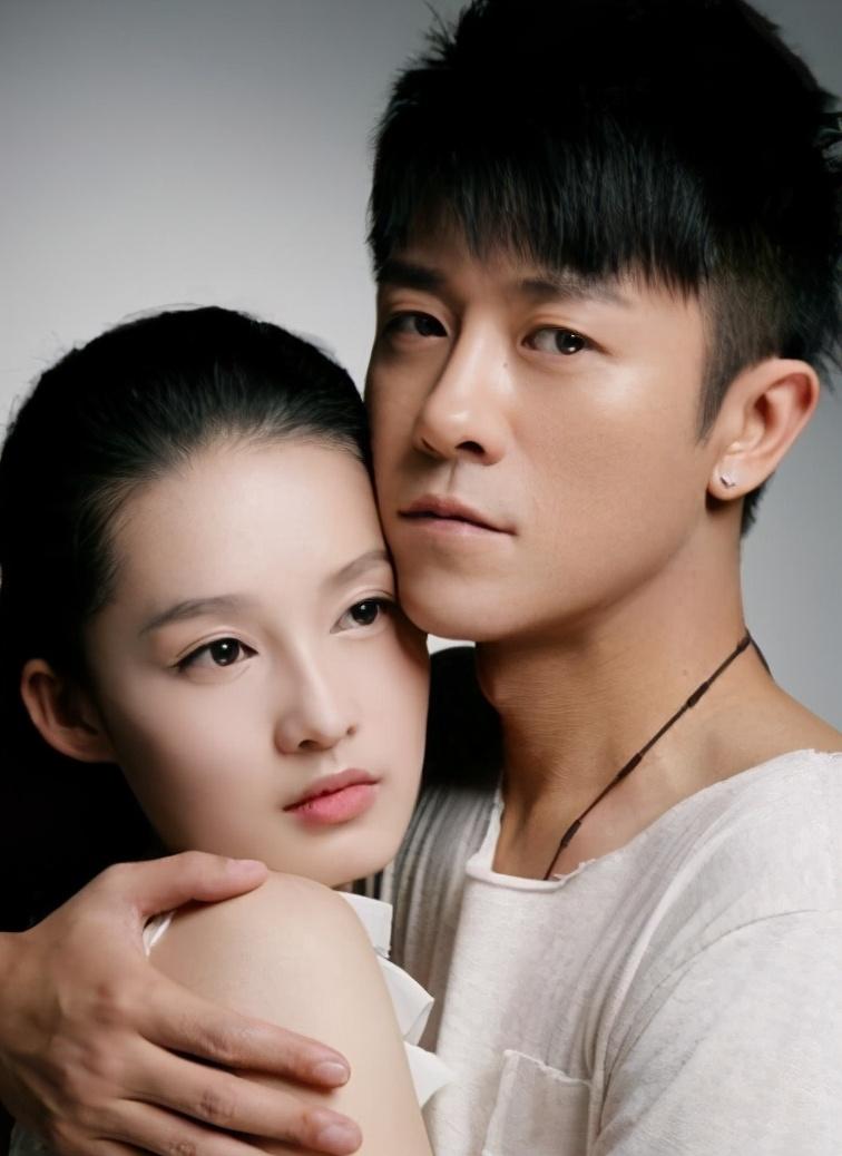 李沁是娱乐圈隐形直男斩？和邓伦杨洋传绯闻。肖战也被指喜欢她