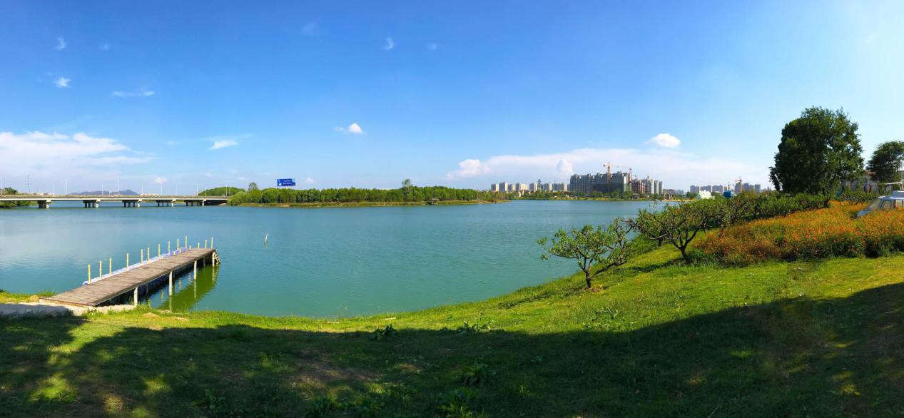 汉南绿地城协子河畔图片