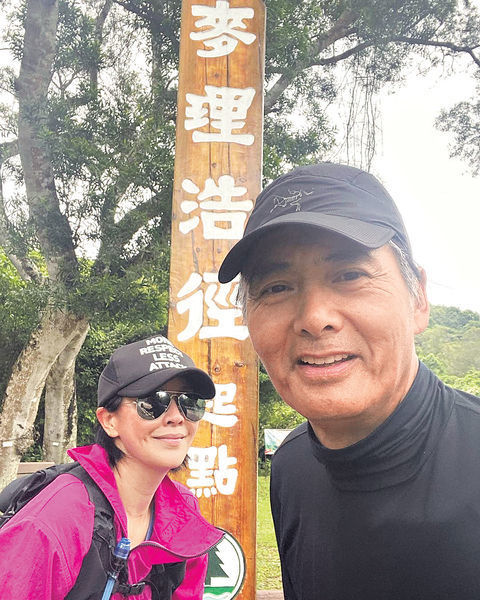 港媒评最受空姐欢迎明星：古天乐登顶。舒淇张曼玉紧随其后