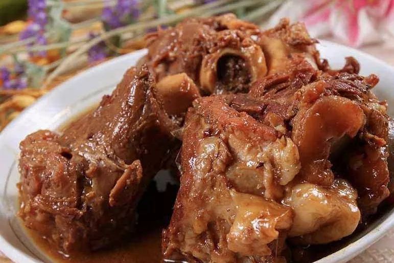 重庆人可以有100种方式,花式吃猪.