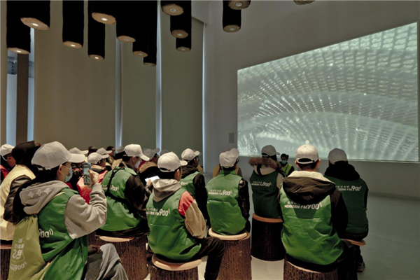 “好水探源 同心同行” -农夫山泉长白山最美工厂“寻源”之旅