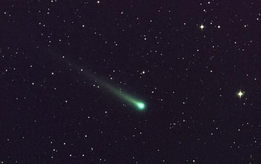 彗星怎么拖了个长长的尾巴?