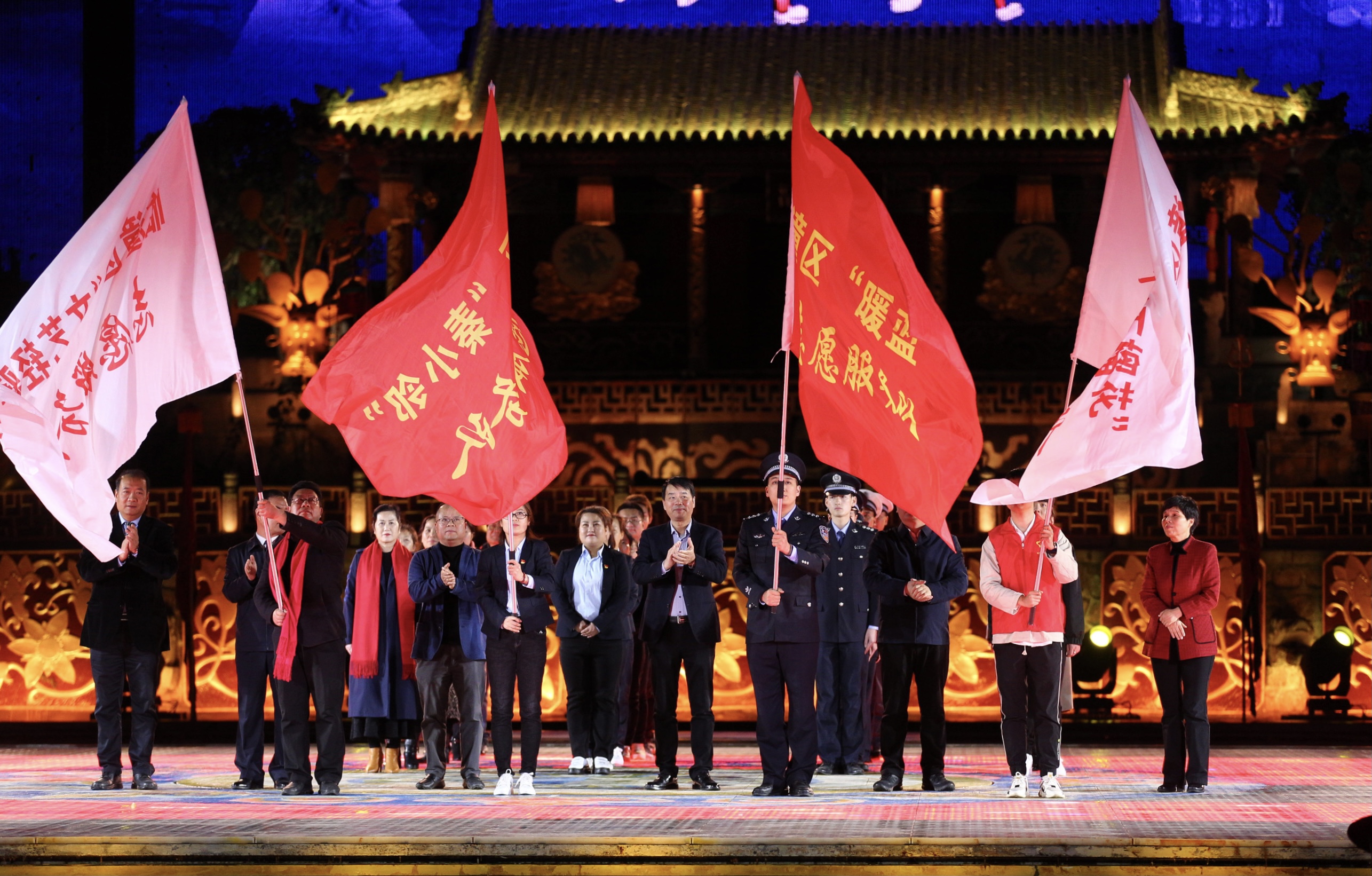 迎十四运《长恨歌》公益专场演出活动在临潼区举办