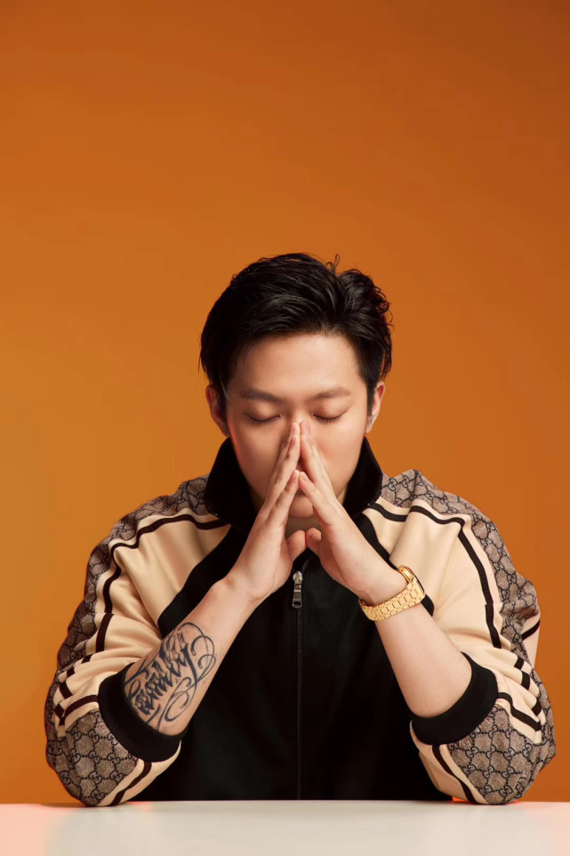 王昊自曝想过自杀！最新采访重提李小璐、承认有错。信息量很大