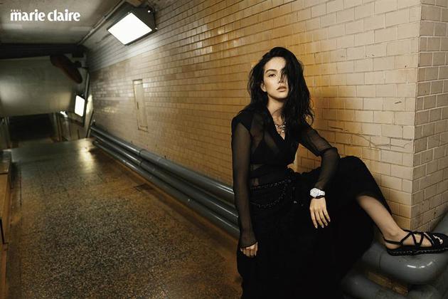 昆凌透露与周杰伦甜蜜日常：像“史密斯夫妇”