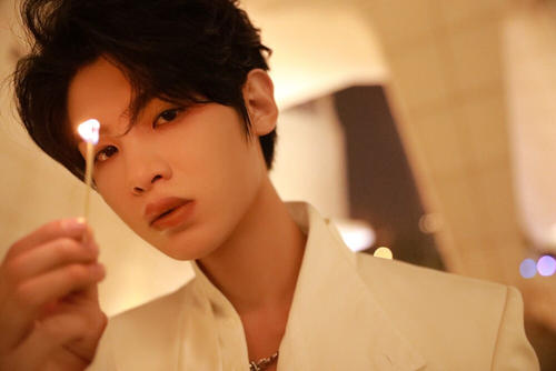 乐华娱乐回应黄明昊妈妈欠款|娱乐圈又出老赖之子？乐华娱乐回应黄明昊妈妈欠款