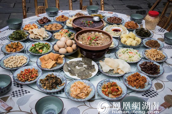 桃花源擂茶和常德钵子菜