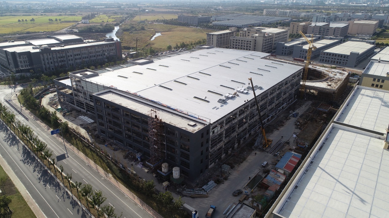 （南湖产业新城内在建项目实景）