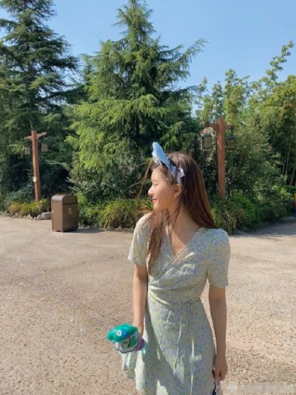 赵露思”表白“肖战后再发文引争议