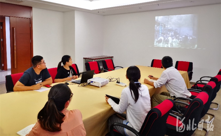 9月17日，河北省交通科学院支部委员会组织“九一八、不忘初心、牢记使命”主题党日活动。图为活动现场。 河北省人才交流服务中心供图