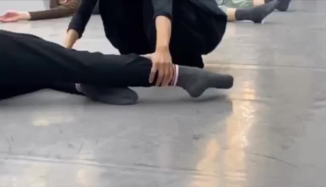 64 北京师范大学 舞蹈系 刘曼玉 郭超亿