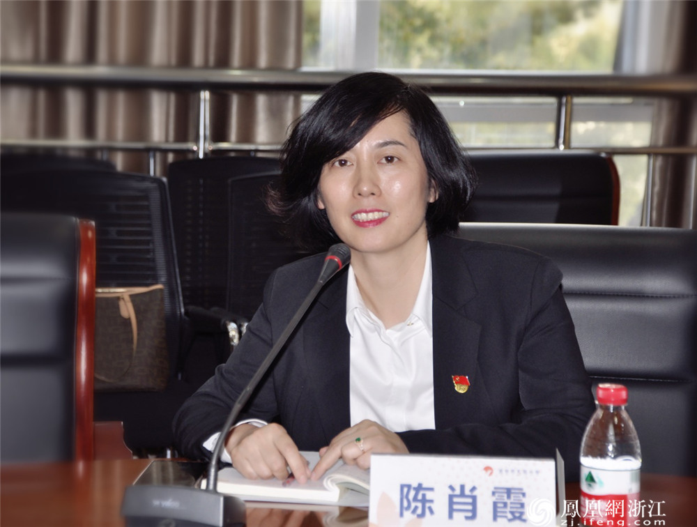 陈肖霞副校长介绍了东苑整体推进智慧教育工作.