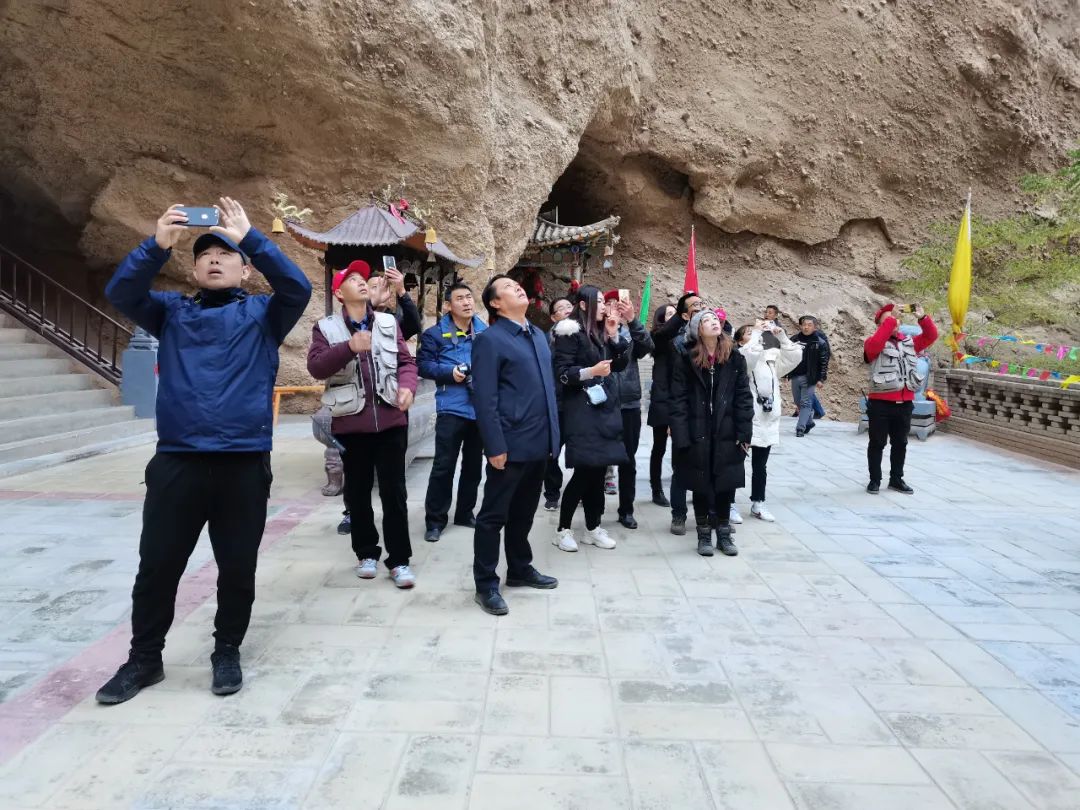 探寻"黄河之美"！甘肃这处奇峻石林尽揽大河澎湃雄姿