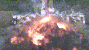 揭秘云爆弹：让人窒息的武器 2500度高温摧毁一切