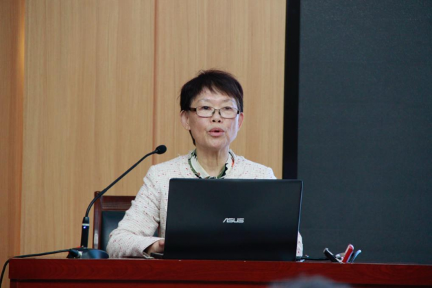 张珍玉先生女儿,山东中医药大学张惠云教授做报告