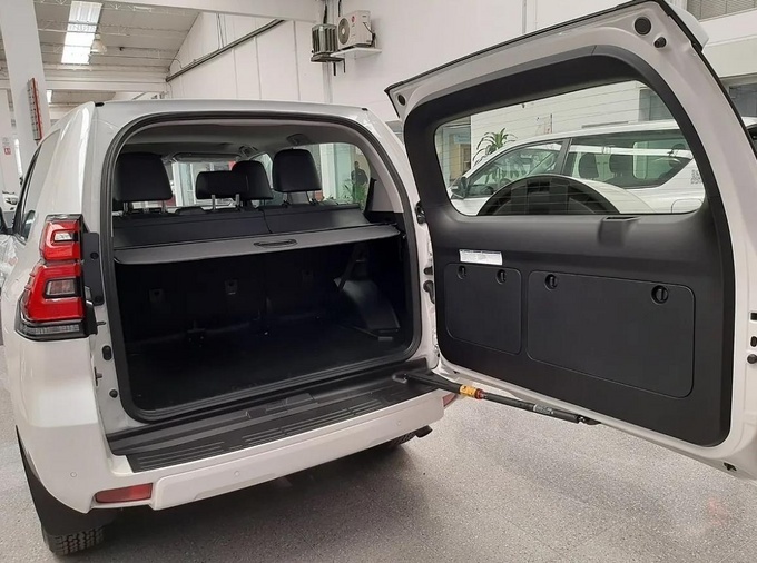 丰田普拉多2700三门版现车 实拍图曝光