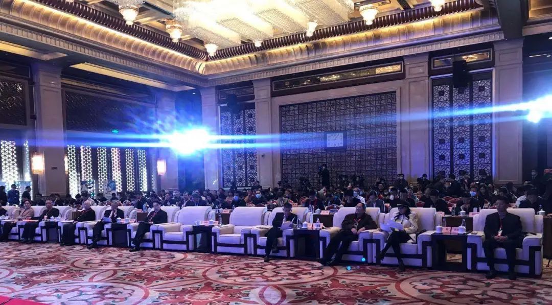 ▲首届5G产业峰会现场