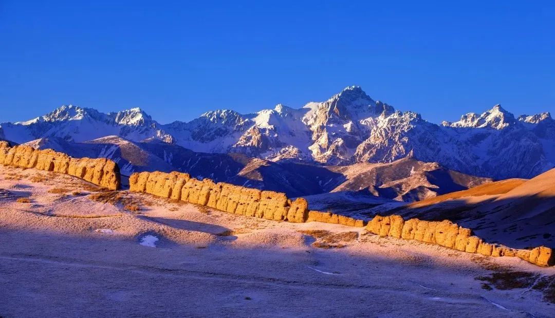 冬春游武威 走进晶莹剔透的童话世界