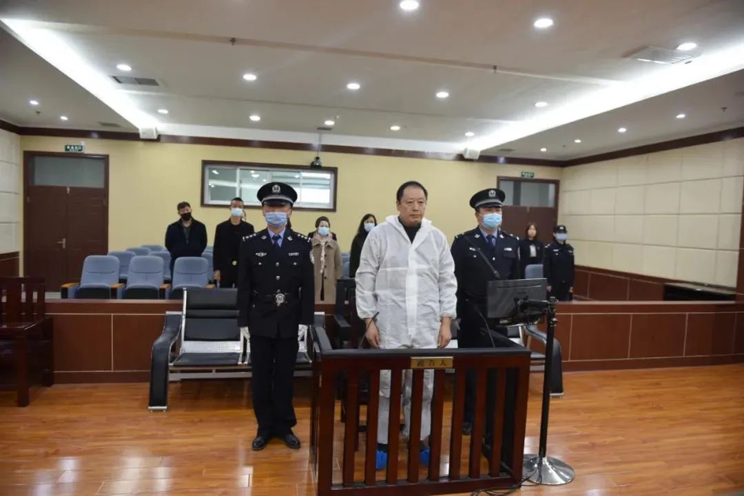 受贿400余万 甘肃省监狱局原副局长姜润基领刑九年 