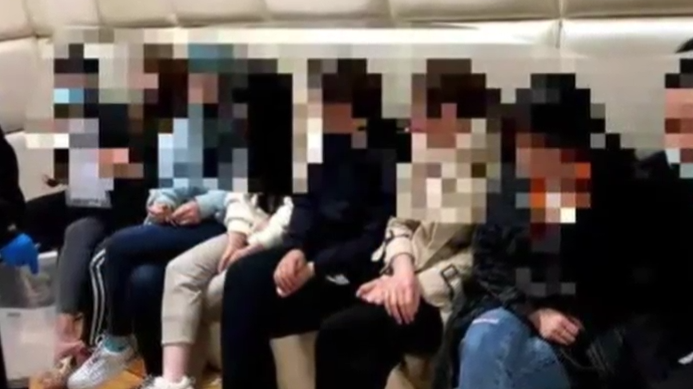 郑州一足浴店涉黄，警方抓获26名嫌疑人