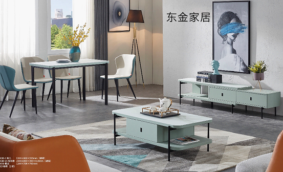 2,东金家具款式比较多,而且时尚大气,,不过东金的东西有点稍贵吧.