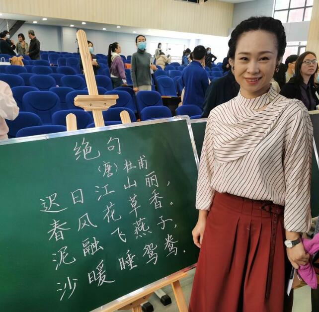 以初心炼就匠心 红领巾学校凝智聚力打造江汉课堂范本