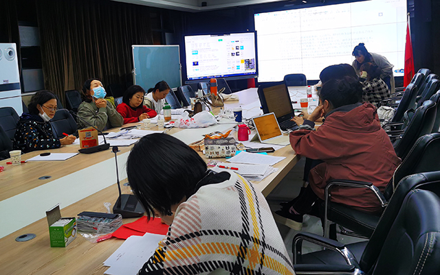 以初心炼就匠心 红领巾学校凝智聚力打造江汉课堂范本