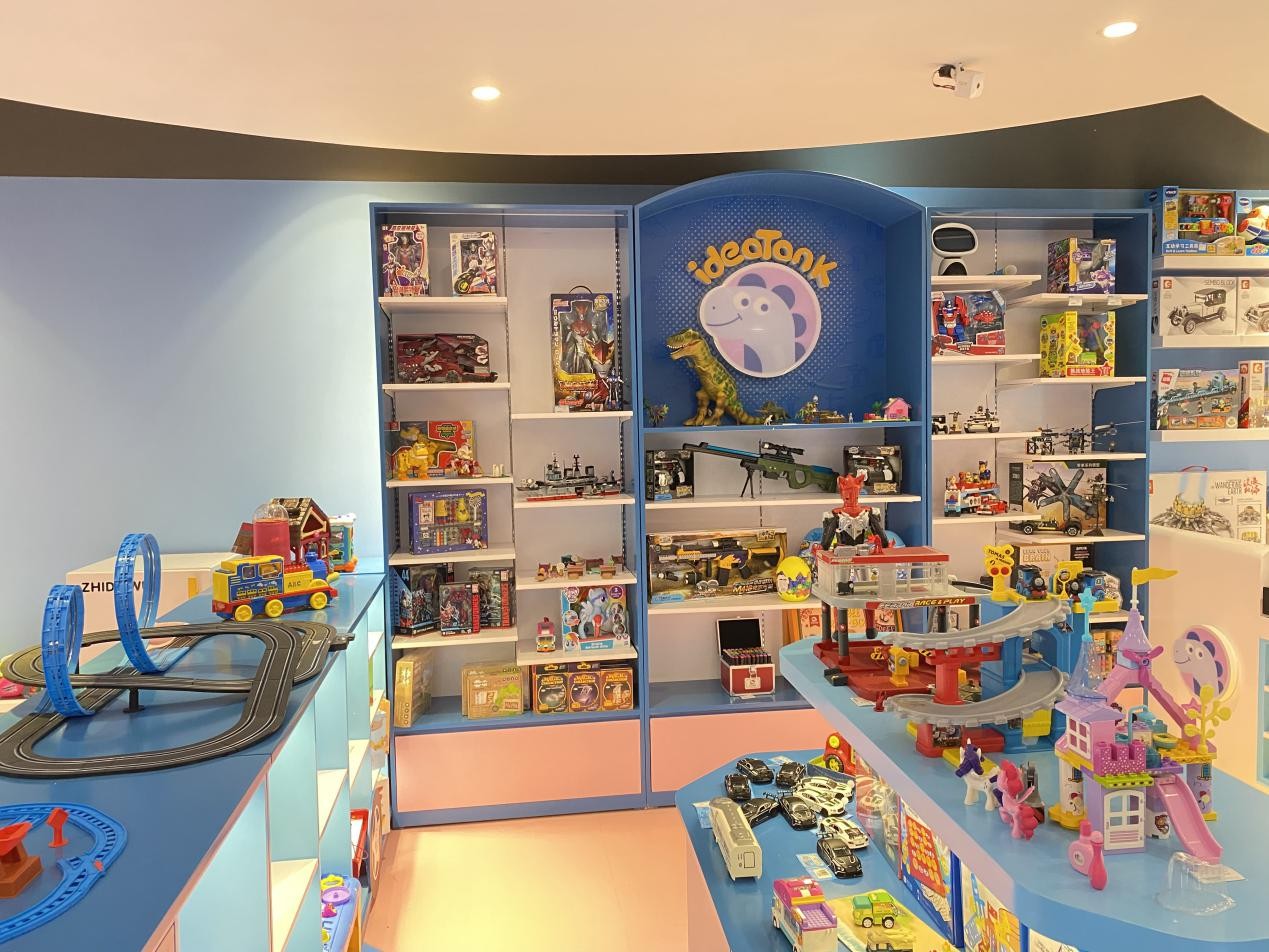 目前开一家玩具体验店,投资并不是很大,一般不会超过20万,如果做恐龙
