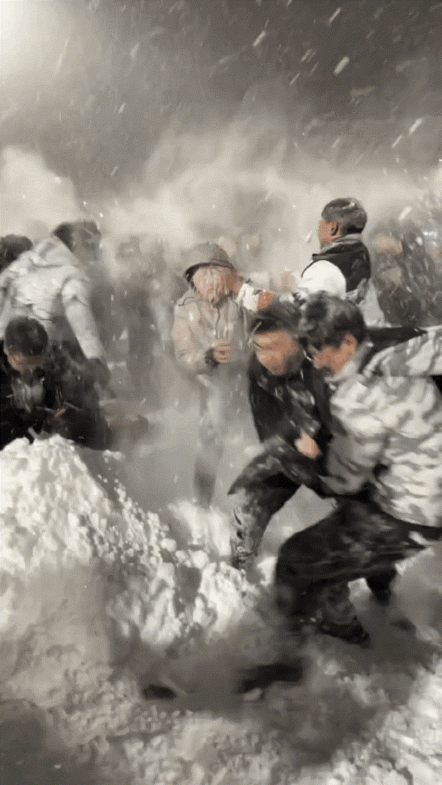 北方人打雪仗的方式,真的要走医保啊