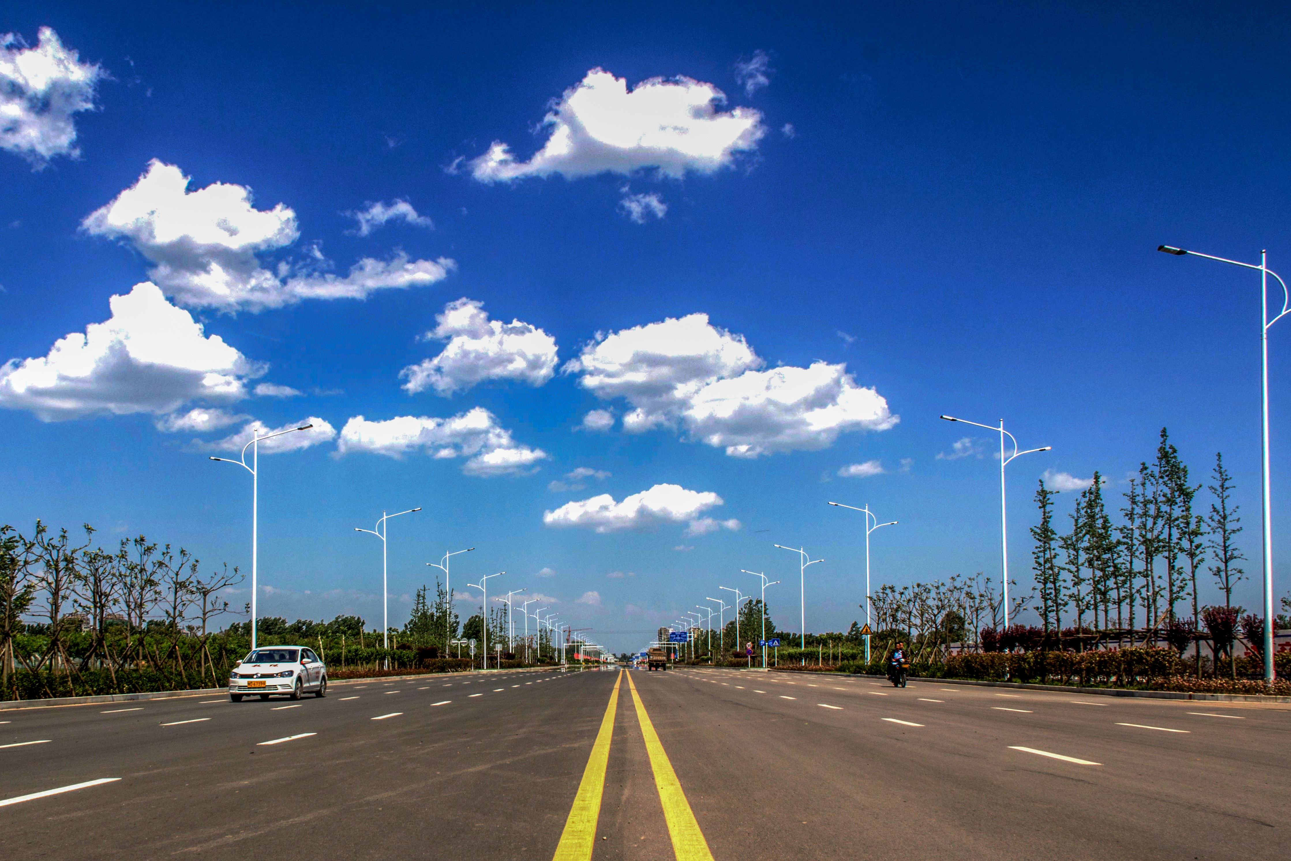 河南鲁山城区居民生活幸福感显著提升