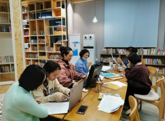 以初心炼就匠心 红领巾学校凝智聚力打造江汉课堂范本