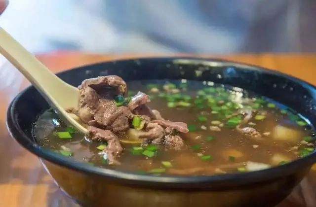兰州以南的美味天堂,一入临夏胖十斤!