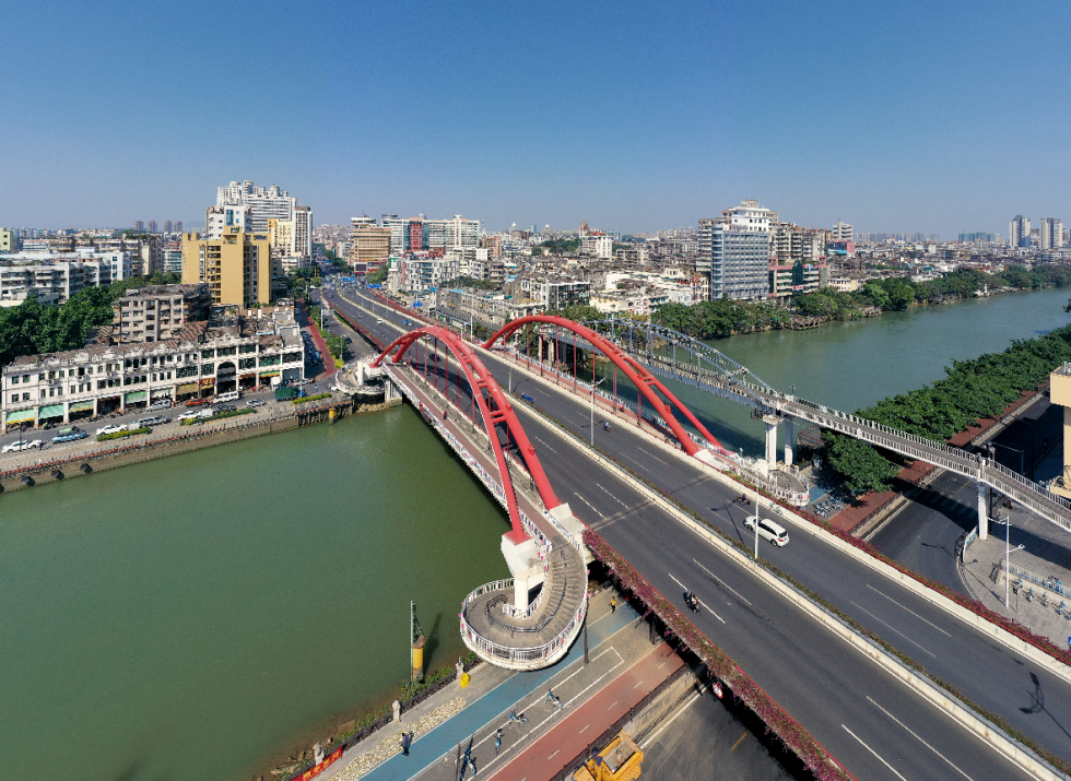 江门铁桥和胜利大桥.郭永乐摄