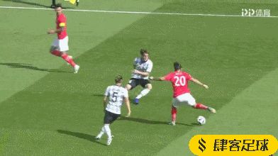恒大1-3<em>神户</em><em>胜利</em><em>船</em>，伊涅斯塔传射道格拉斯破门