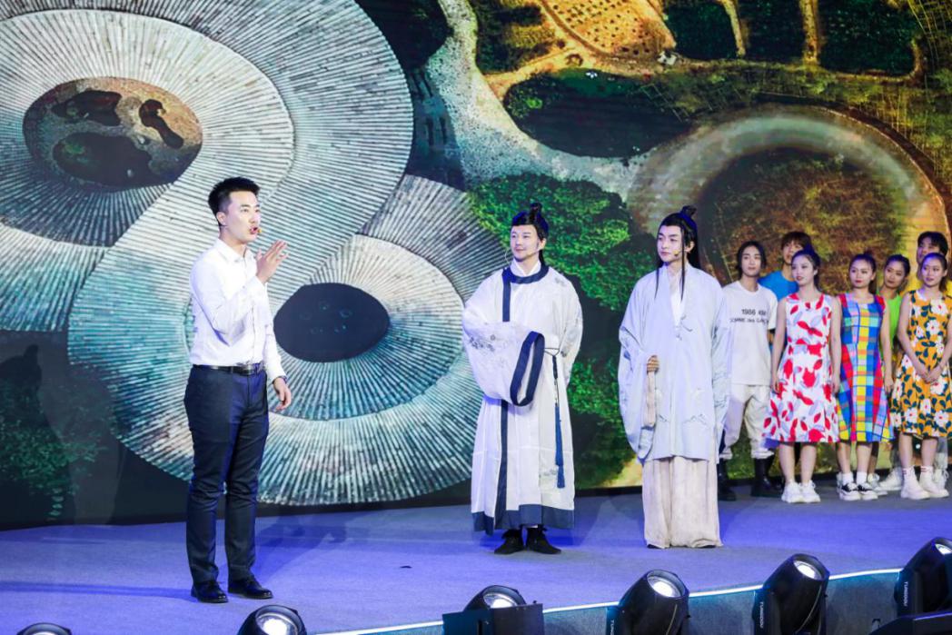 崇州市特色镇和川西林盘消费场景推介