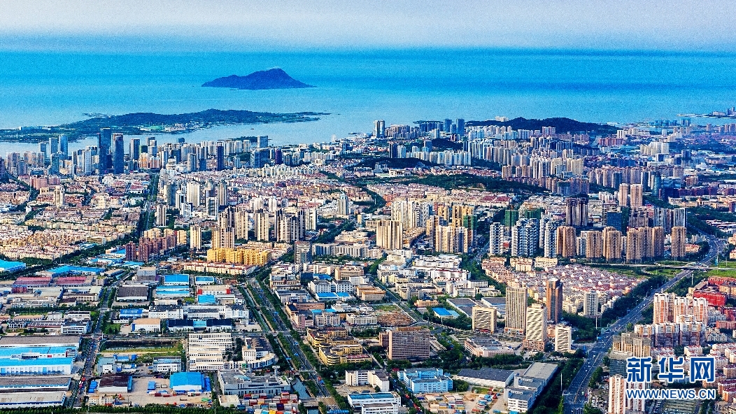 山东自贸区青岛片区鸟瞰.新华网发(孙进涛 摄)