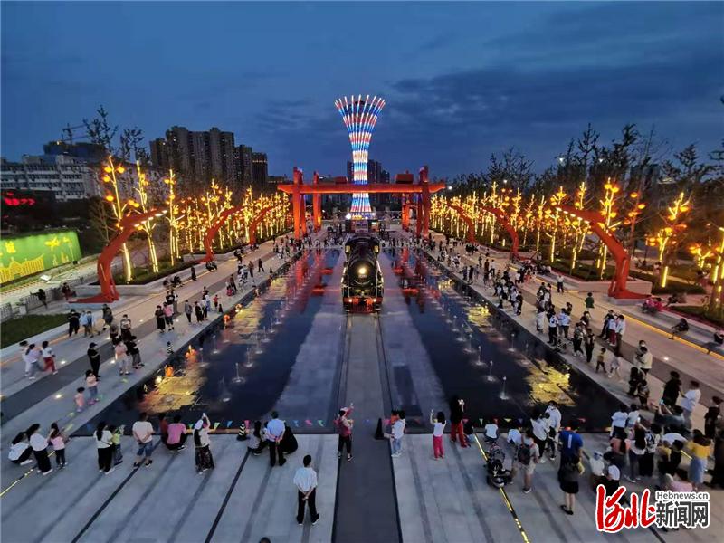 2020年6月18日拍摄的张家口奥林匹克京张铁路公园火车头文化区景观。通讯员 岑 屹摄
